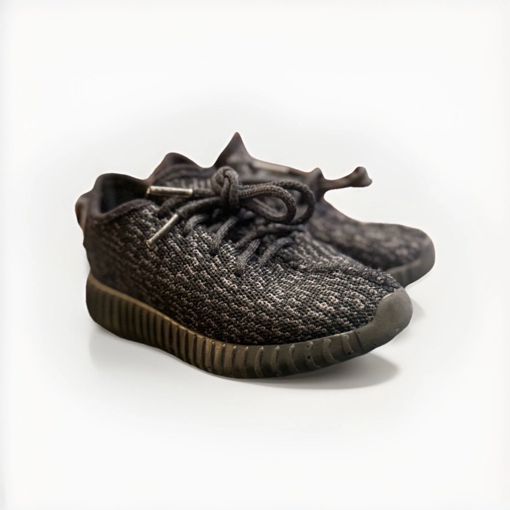 adidas Yeezy 350 - Little Kid LK Youth 13.5 - Pirate Black - Picture 6 of 16